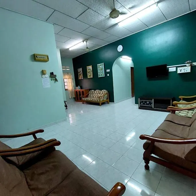 Adam Homestay Ipoh 0*,